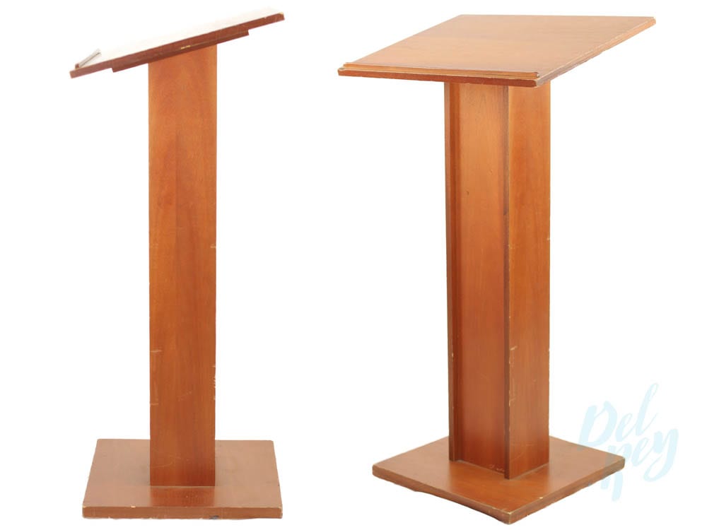 wood-podium