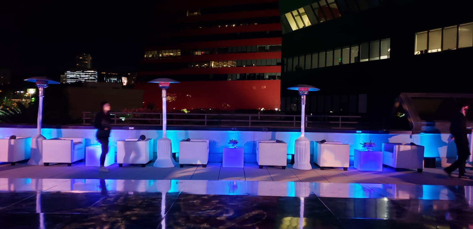 What Events Does Del Rey Serve in Santa Monica?